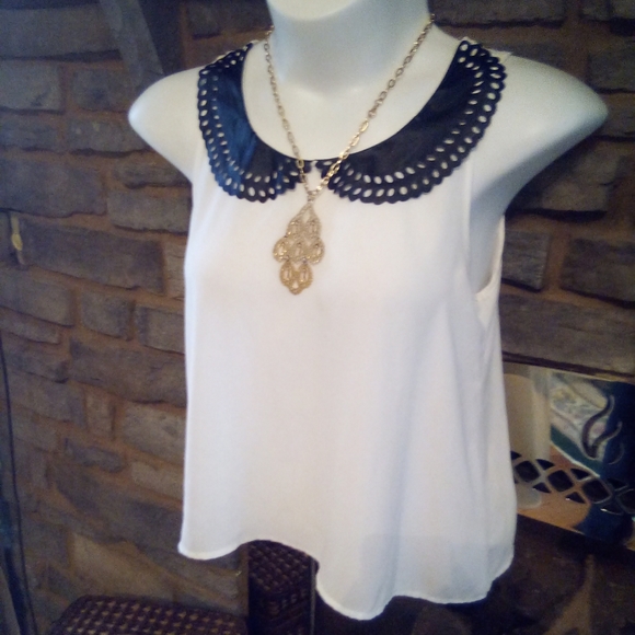 ⚜️New Kiraa Top⚜️ - Picture 3 of 7